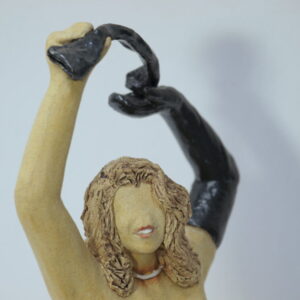Escultura cerámica de Gilda